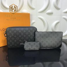 Túi đeo chéo Louis Vuitton