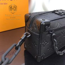 Túi đeo chéo Louis Vuitton