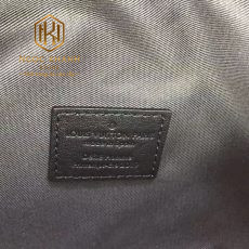 Túi đeo chéo Louis Vuitton