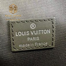 Túi đeo chéo Louis Vuitton