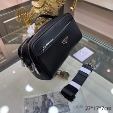 Túi đeo chéo nam Prada