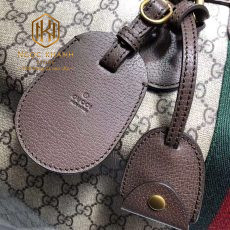 tui du lich gucci mau nau be hoa tiet in logo soc xanh do 8