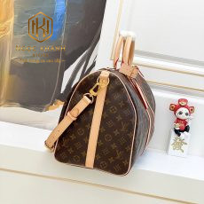Túi du lịch Louis Vuitton