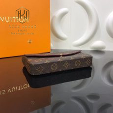 Túi xách nữ Louis Vuitton