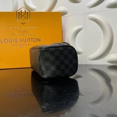 Ví nam Louis Vuitton