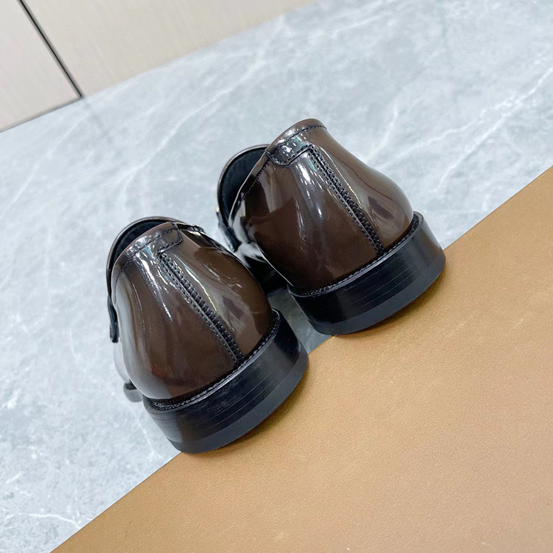 GIAY LUOI BURBERRY DE CAO MAU NAU DA BONG HOA TIET KHOA VANG GLBB04 7