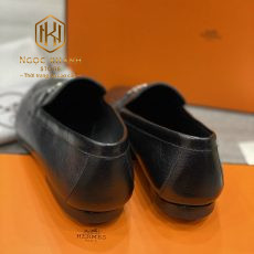 GIAY LUOI HERMES NAM MAU DEN DA NHAN HOA TIET KHOA LOGO TUAN LOC TRANG GLHM38 5