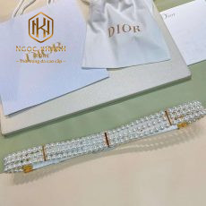 that lung dior nu day trang phoi chuoi ngoc trai khoa logo trang 2