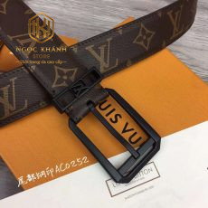 that lung louis vuitton nam day hoa tiet caro nau khoa kim den 8