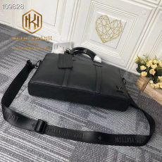 TUI XACH NAM LOUIS VUITTON MAU DEN DA NHAN HOA TIET LOGO NOI GOC TXLV01 9 1