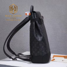 Ba lô Louis Vuitton nam