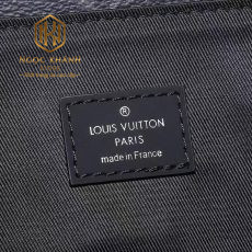 Ba lô Louis Vuitton nam