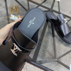 Dép Louis Vuitton nam quai ngang