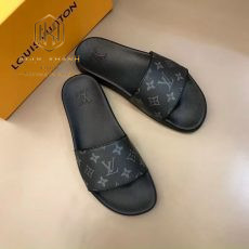 Dép Louis Vuitton nam quai ngang