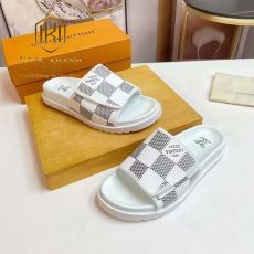Dép Louis Vuitton nam quai ngang