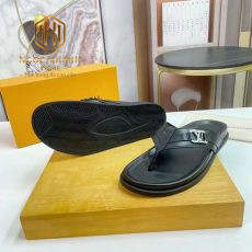 Dép Louis Vuitton nam
