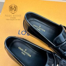 giay luoi nam louis vuitton de cao den bong hoa tiet logo nho 6