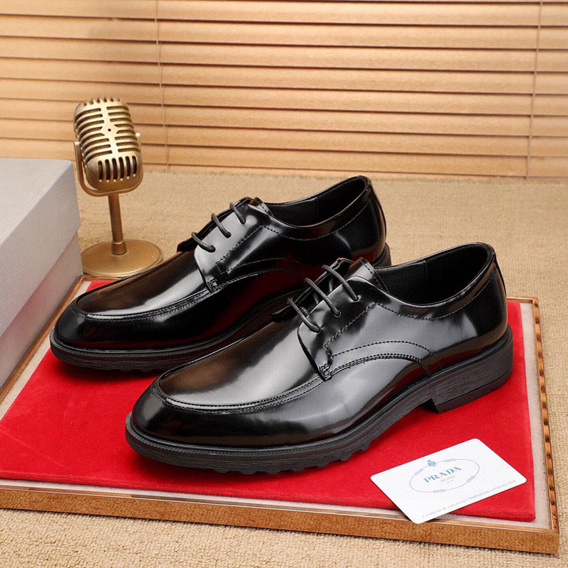 Giày nam Prada