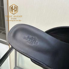 suc nam hermes mau den da tron khoa ngang trang like auth 11