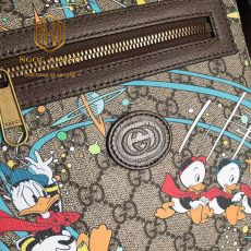 Túi đeo chéo Gucci nam