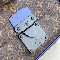 Túi đeo chéo Louis Vuitton