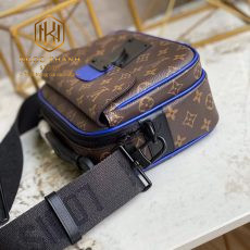 Túi đeo chéo Louis Vuitton