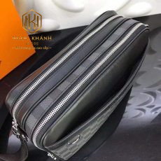 Túi đeo chéo Louis Vuitton