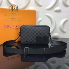 Túi hộp đeo chéo Louis Vuitton 2 khóa trơn đen 185x11x65 siêu cấp fullbox   TANYA