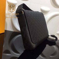 Túi đeo chéo Louis Vuitton