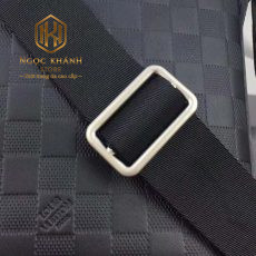 Túi đeo chéo Louis Vuitton