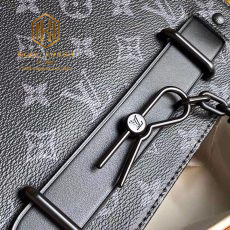 Túi đeo chéo Louis Vuitton