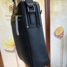 Túi đeo chéo nam Burberry