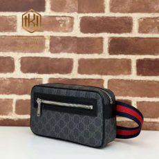 Túi đeo chéo nam Gucci