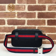 Túi đeo chéo nam Gucci