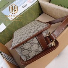 Túi đeo chéo nam Gucci