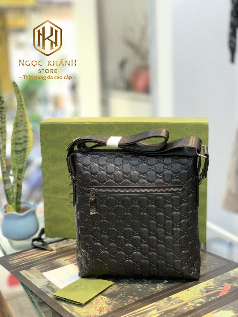 Túi đeo chéo nam Gucci
