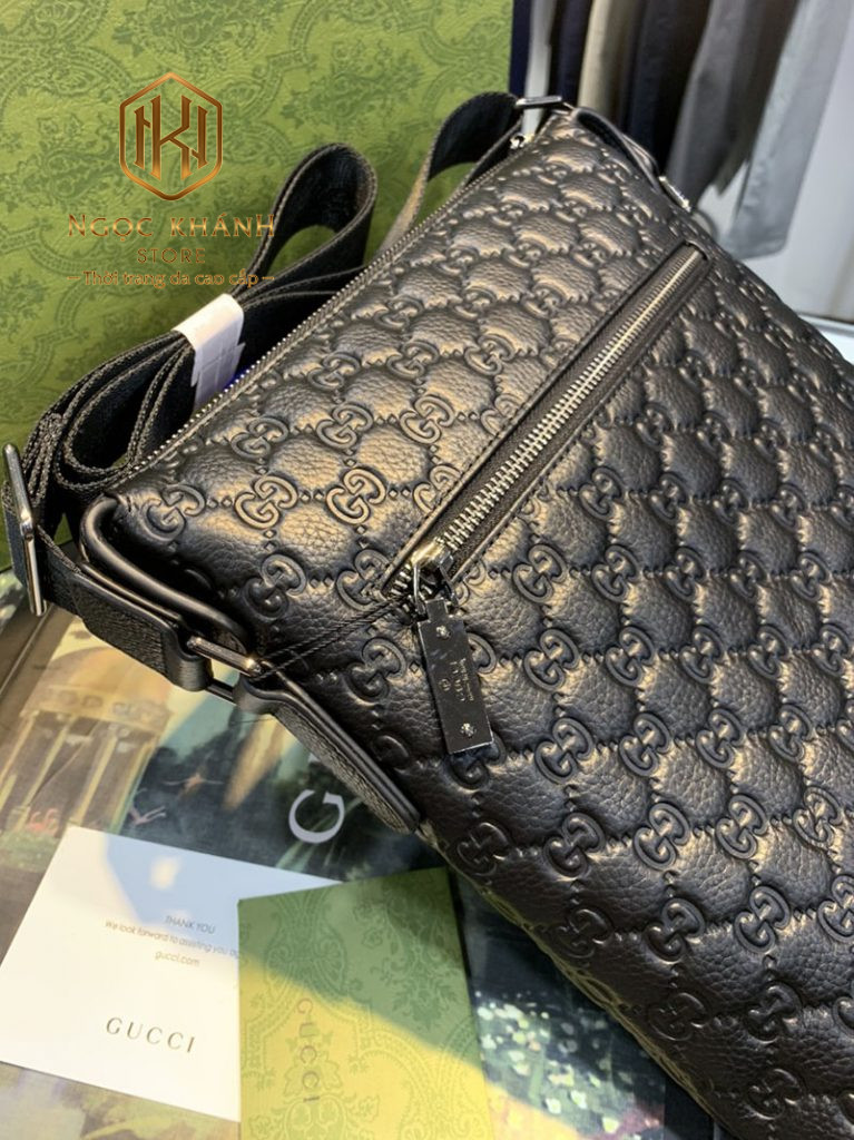 Túi đeo chéo nam Gucci