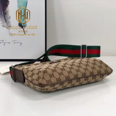 Túi đeo chéo nam Gucci