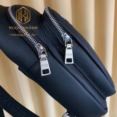 Túi đeo chéo nam Prada