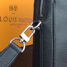 Túi xách nam Louis Vuitton