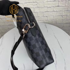 Túi xách nam Louis Vuitton