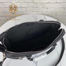 Túi xách nam Louis Vuitton