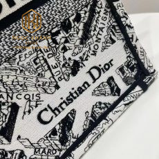 Túi xách nữ Dior