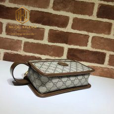 Ví nam Gucci cầm tay