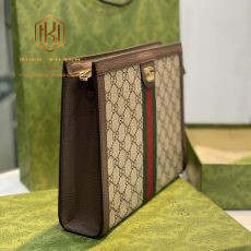 Ví nam Gucci cầm tay