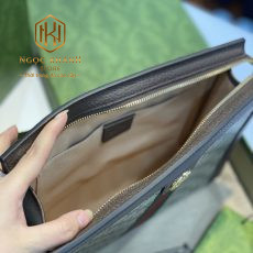 Ví nam Gucci cầm tay