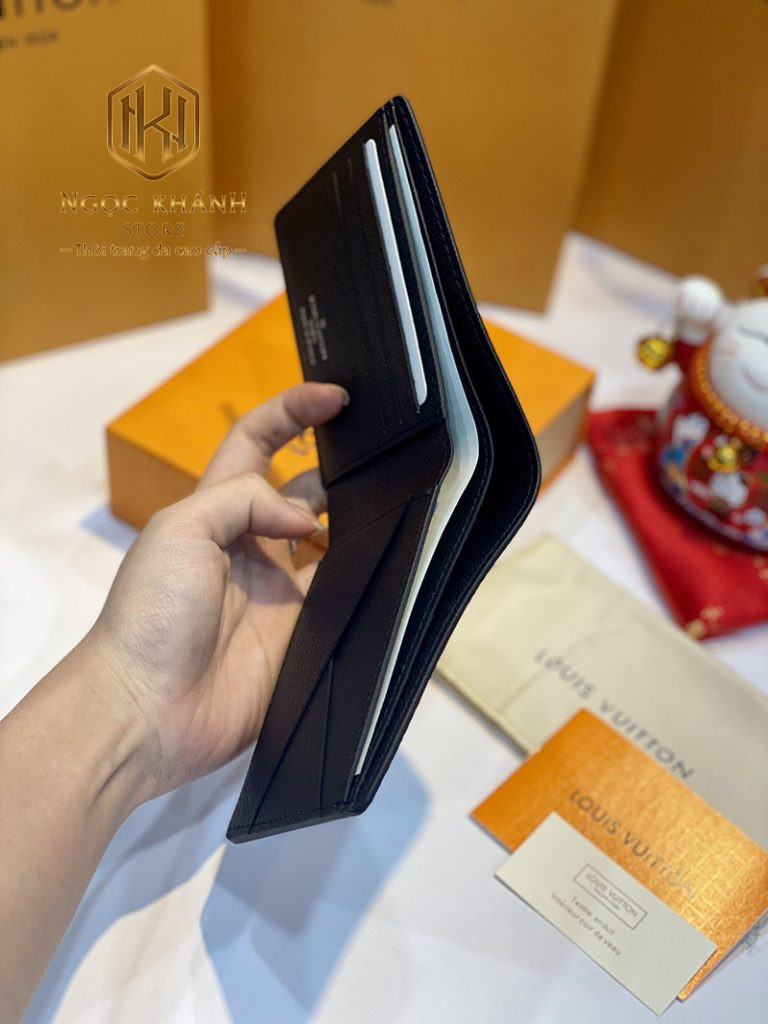 Ví nam Louis Vuitton bỏ túi