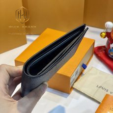 Ví nam Louis Vuitton bỏ túi
