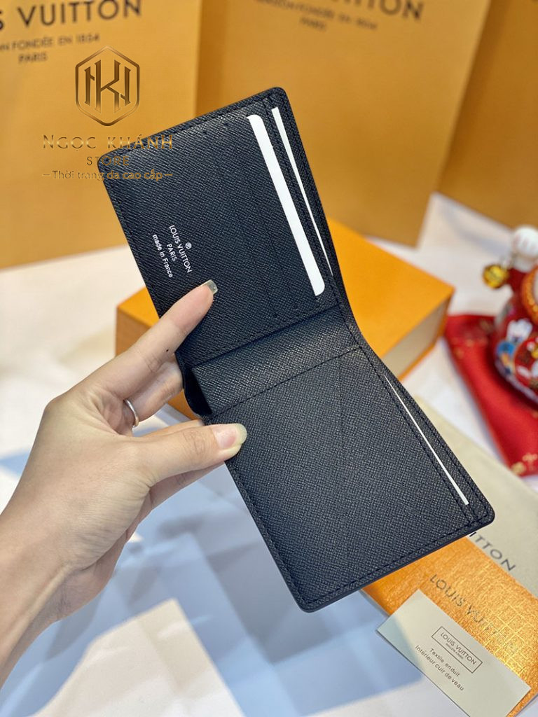 Ví nam Louis Vuitton bỏ túi