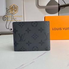 Ví nam Louis Vuitton bỏ túi
